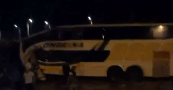 La Nación / Tragedia en el Chaco: 2 fallecidos y varios heridos en accidente de bus