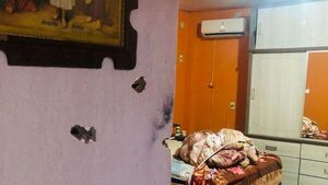 Video: Hombres de alias Macho rocían a balazos vivienda de ex policía en Canindeyú