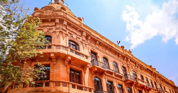 La Nación / Comunicado de farmaceúticas sobre pago de deuda atrasada por parte del Gobierno