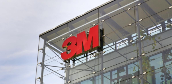 Juzgado de EEUU autoriza acuerdo de 3M de pagar 12.500 millones por contaminaci贸n de aguas - Revista PLUS