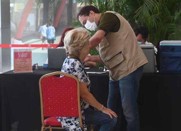 ¿Dónde vacunarse contra la influenza y el covid-19? - Nacionales - ABC Color