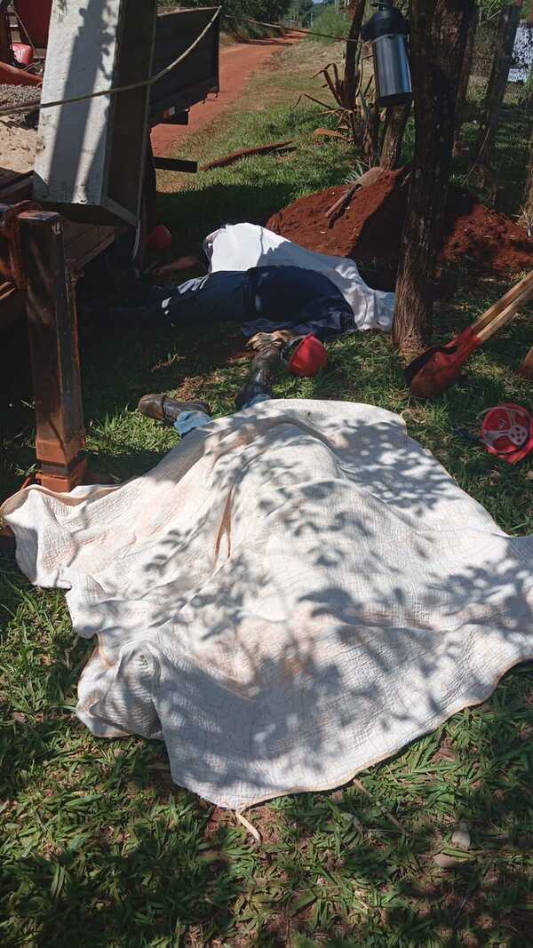 Tres trabajadores mueren electrocutados en Hernandarias - ADN Digital