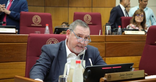 Preocupado por el crecimiento de Payo y Prieto en el Este, el cartismo suma a Javier Zacarías Irún