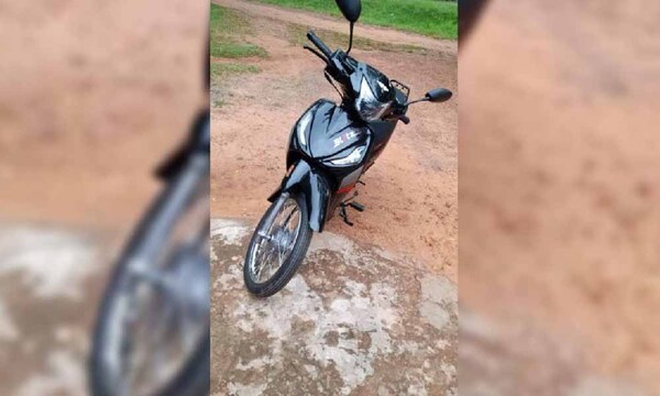 Joven ofrece recompensa para recuperar su motocicleta hurtada en Coronel Oviedo – Prensa 5