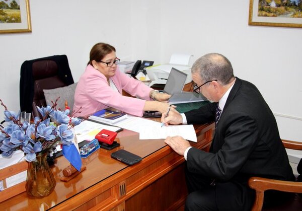Exsenador Ancho Ramírez se postula para el Ministerio de la Defensa Pública