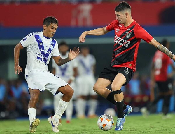 "Los de Paranaense ni siquiera en los pases se equivocaban" · Radio Monumental 1080 AM