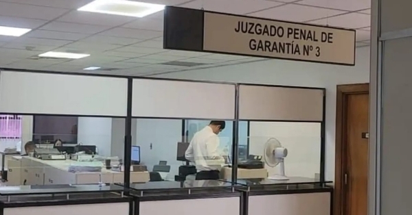 Piden prisión preventiva para policía acusado de abuso sexual infantil