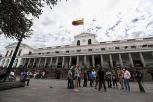El Palacio presidencial de Quito recibe ‘Escudo azul’ como patrimonio cultural protegido - Mundo - ABC Color