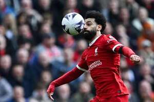 El líder Liverpool afronta un duro examen en Old Trafford - Fútbol Internacional - ABC Color