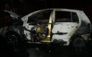 Vehículo se incendió por completo en el kilómetro 6,5 Acaray