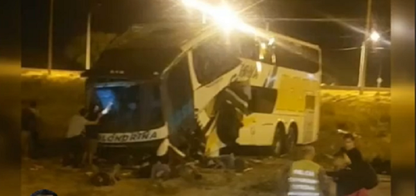 MOPC expresa solidaridad a familiares de víctimas de accidente en el Chaco