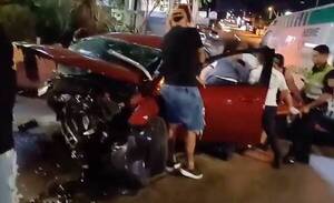 [VIDEO] Fue a parar por "la curva de la muerte"