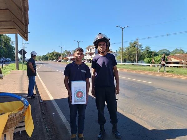 Bomberos de San Juan del Paraná realizan colecta para comprar nuevo móvil