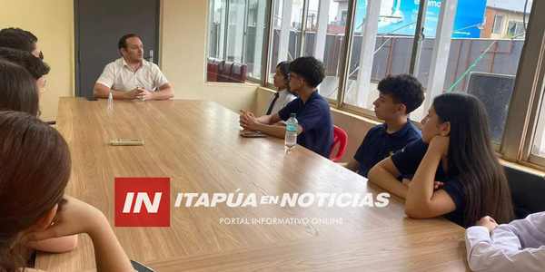 SEBASTIÁN REMEZOWSKI SE REUNIÓ CON LA CONFEDERACIÓN ESTUDIANTIL DE ENCARNACIÓN - Itapúa Noticias