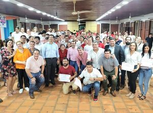 Certifican a 131 “Guías Familiares” del Programa Tekopora Mbarete en Coronel Oviedo - .::Agencia IP::.