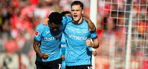 Versus / Leverkusen queda a un triunfo del título tras nuevo naufragio del Bayern