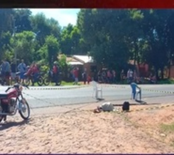 Joven motociclista muere arrollado en Itá - Paraguay.com