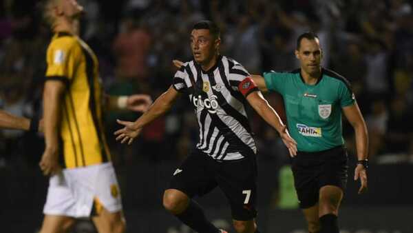 Libertad remonta y triunfa ante Guaraní