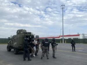 Ecuador logra encarcelar a Glas a costa del amplio repudio por asaltar Embajada de México - Mundo - ABC Color