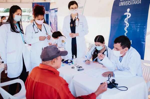 Educación médica de alta calidad - Día de la Salud 2024 - ABC Color