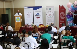 Hospital de Clínicas inauguró escuela para padres en preparación para el parto y la lactancia - .::Agencia IP::.