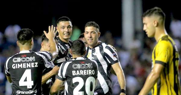 La Nación / Libertad, sólido en la punta