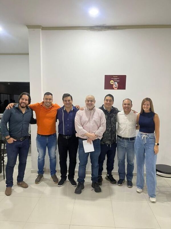 Primer encuentro de opositores en la ciudad de Caacupé