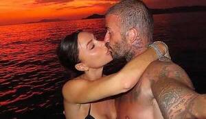 ¡Victoria Beckham publicó la foto del "bulto" de su ména!