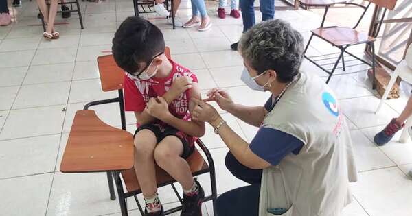 La Nación / Instan a vacunar a niños contra influenza y covid