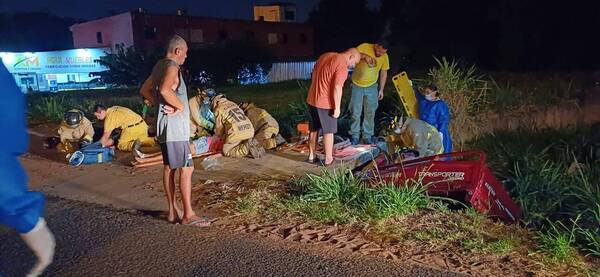 Terrible accidente desmembra una familia: tres personas que iban en motocarro fallecieron