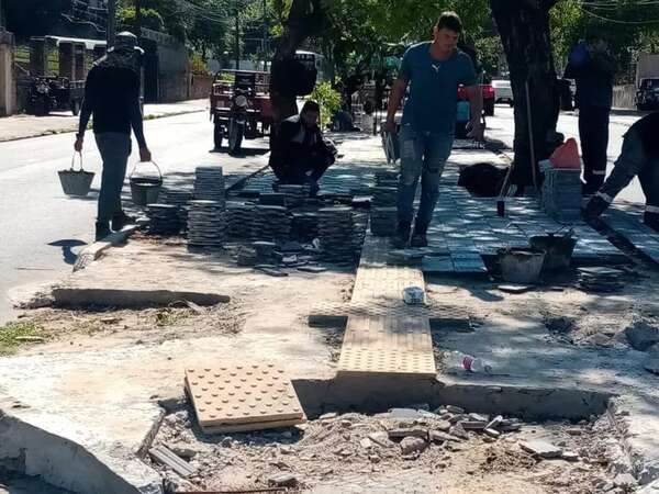 Av. Carlos A. López: en 40 días terminarían obras que ya tienen atraso de 8 meses - Nacionales - ABC Color