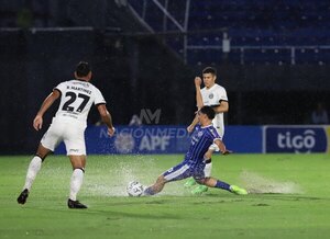 Versus / Olimpia se mantiene frenado en el Apertura y se aleja cada vez más del líder