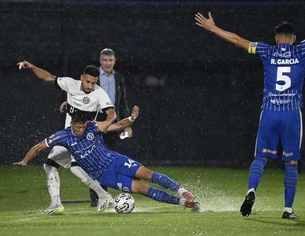 Sol de América vs. Olimpia: Lluvia sin goles en Sajonia - Fútbol - ABC Color
