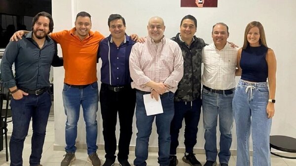 Opositores se reúnen buscando unidad con miras a las próximas elecciones - Radio Imperio 106.7 FM
