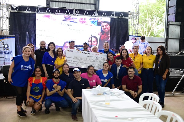 Festival y comilona "Todos por CENADE" junta más de Gs. 30.000.000.