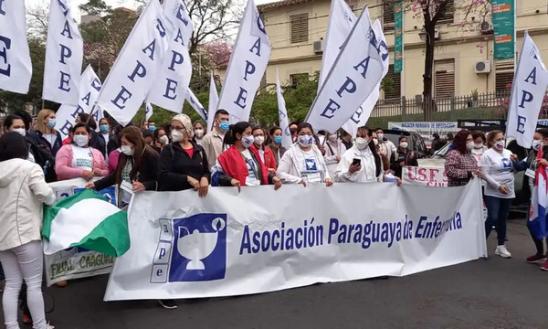 Enfermeras se movilizarán por la desprecarización laboral y critican contratos de 6 meses