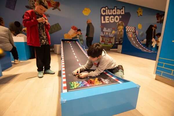 LEGO Fun Fest invitará a construir en el Centro de Convenciones Mariscal - Cultura - ABC Color