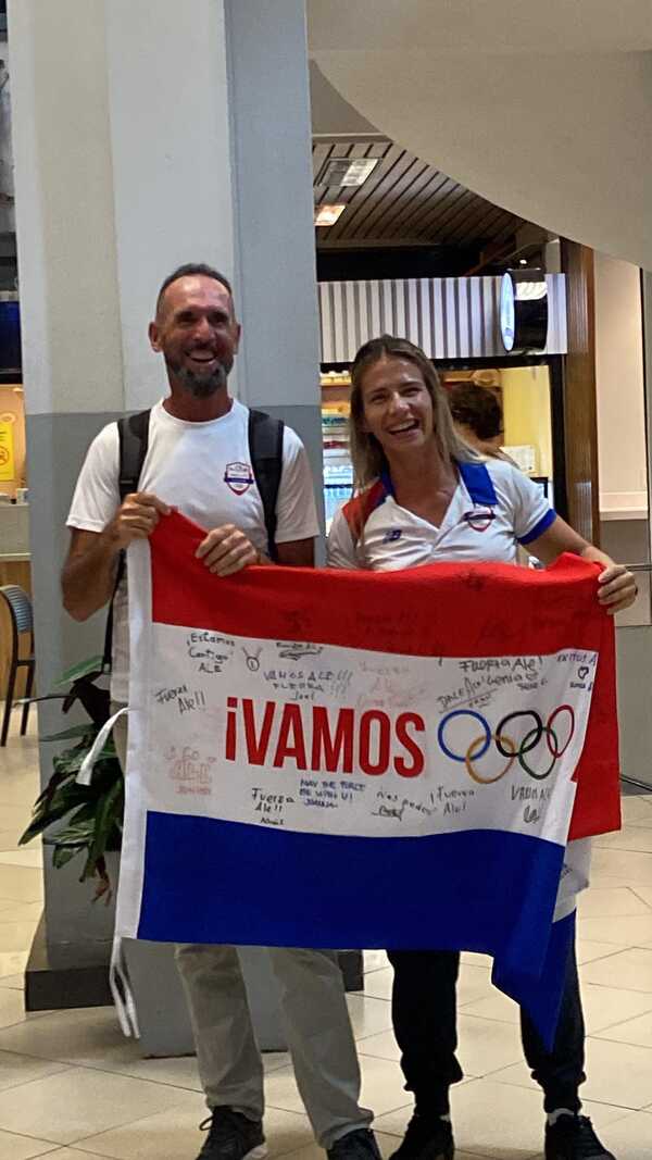 Primeros atletas paraguayos viajan para los juegos olímpicos de Paris - .::Agencia IP::.