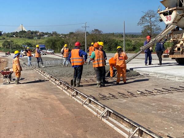 Corredor Metropolitano se encamina a la transformación de Pdte. Franco - La Clave
