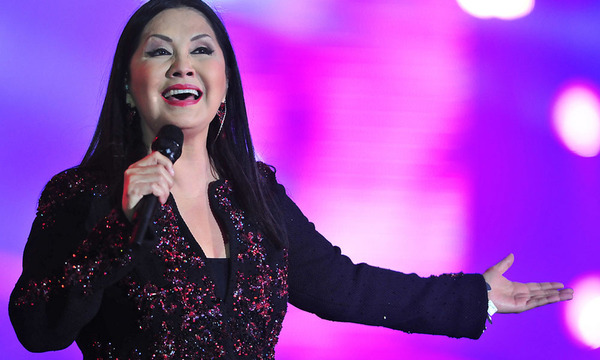 Ana Gabriel la cantante mexicana llega a Paraguay el 22 de mayo