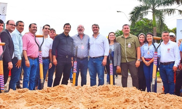 Dan inicio a las obras de recapado en Coronel Oviedo - Noticiero Paraguay