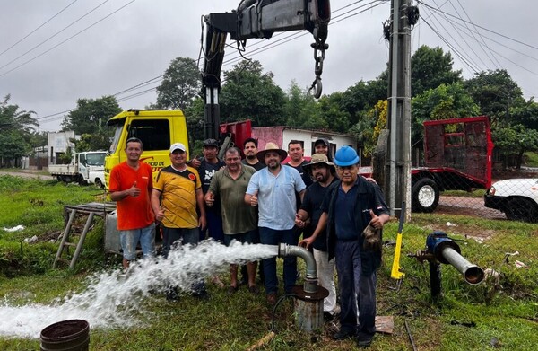Essap pone en funcionamiento nuevo pozo para mejorar suministro de agua a 2.300 usuarios de Villarrica - .::Agencia IP::.