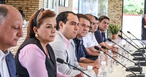 Ejecutivo acordó con intendentes de Central arreglar calles y rutas y luego hacer otras obras - La Tribuna