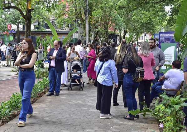 Inauguran “La cuadrita” que fue peatonalizada por la municipalidad - Nacionales - ABC Color