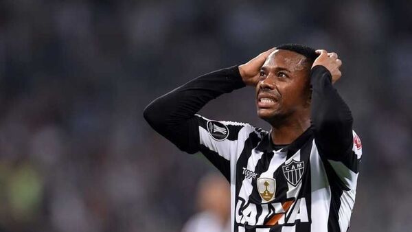 Solicitan liberación de Robinho y se desata la polémica en Brasil
