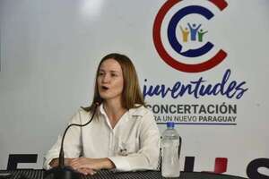 Sole Núñez asegura que oposicion no defenderá un proyecto autoritario para enfrentar a los colorados - Política - ABC Color