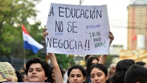 Lo que tenés que saber: Estudiantes no confían en garantía del Gobierno por Arancel Cero