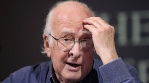 Fallece el científico británico Peter Higgs, descubridor de la llamada "partícula de Dios"