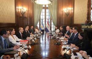 Apoyan negociación de armadores con AGP para definir peaje en hidrovía - Nacionales - ABC Color