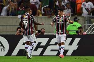 Fluminense vence con dificultades al Colo Colo y asume el liderato del Grupo A - Fútbol Internacional - ABC Color